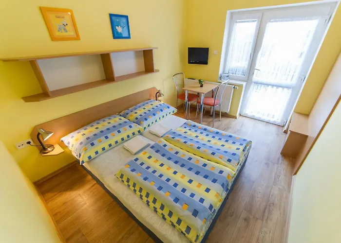 Casa de hóspedes Na Kopecku 3*